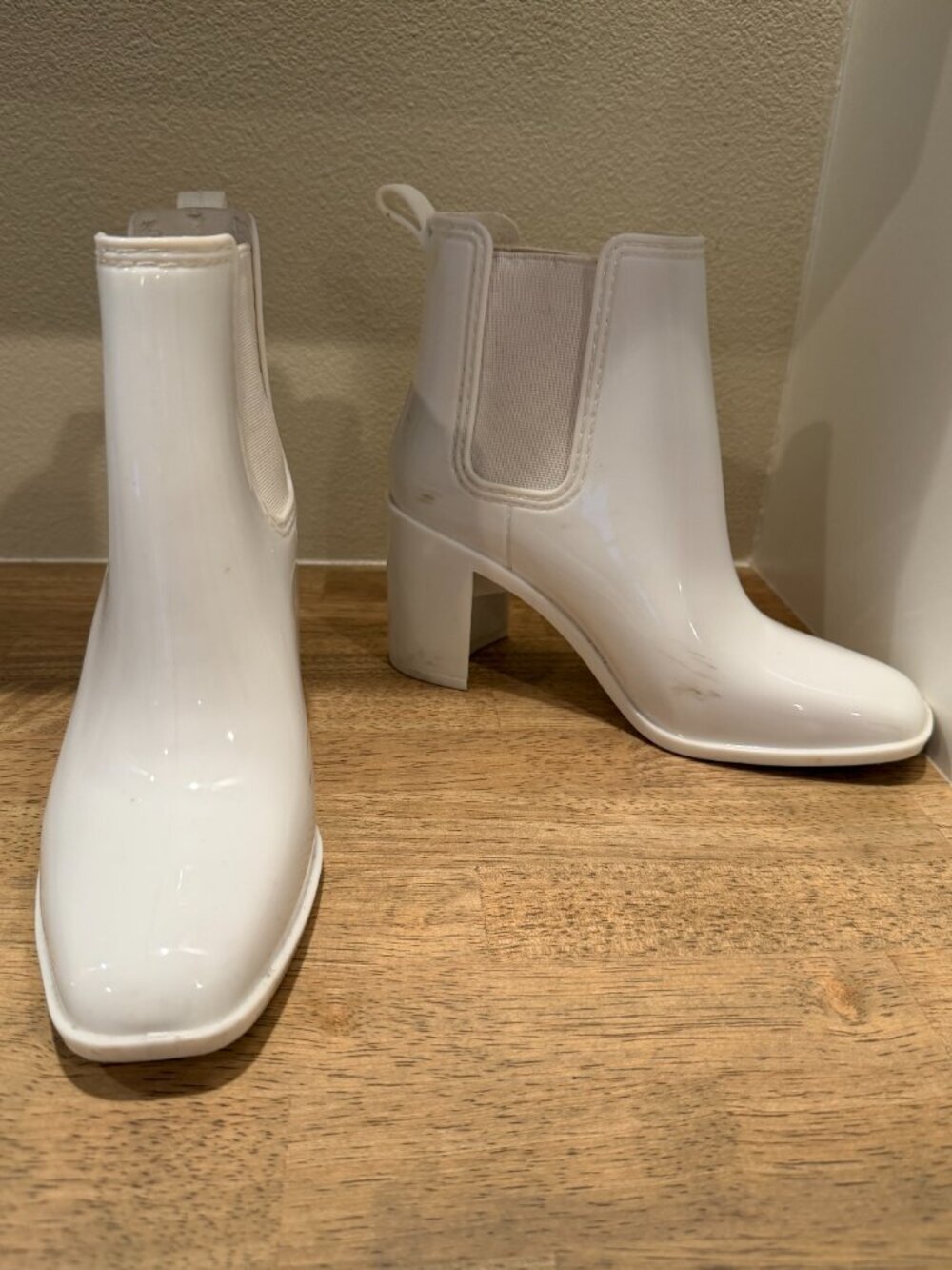 Jeffrey Campbell White Rain Boot Chunky Block Heel Chelsea Rainboots Size 7 - Picture 5 of 7